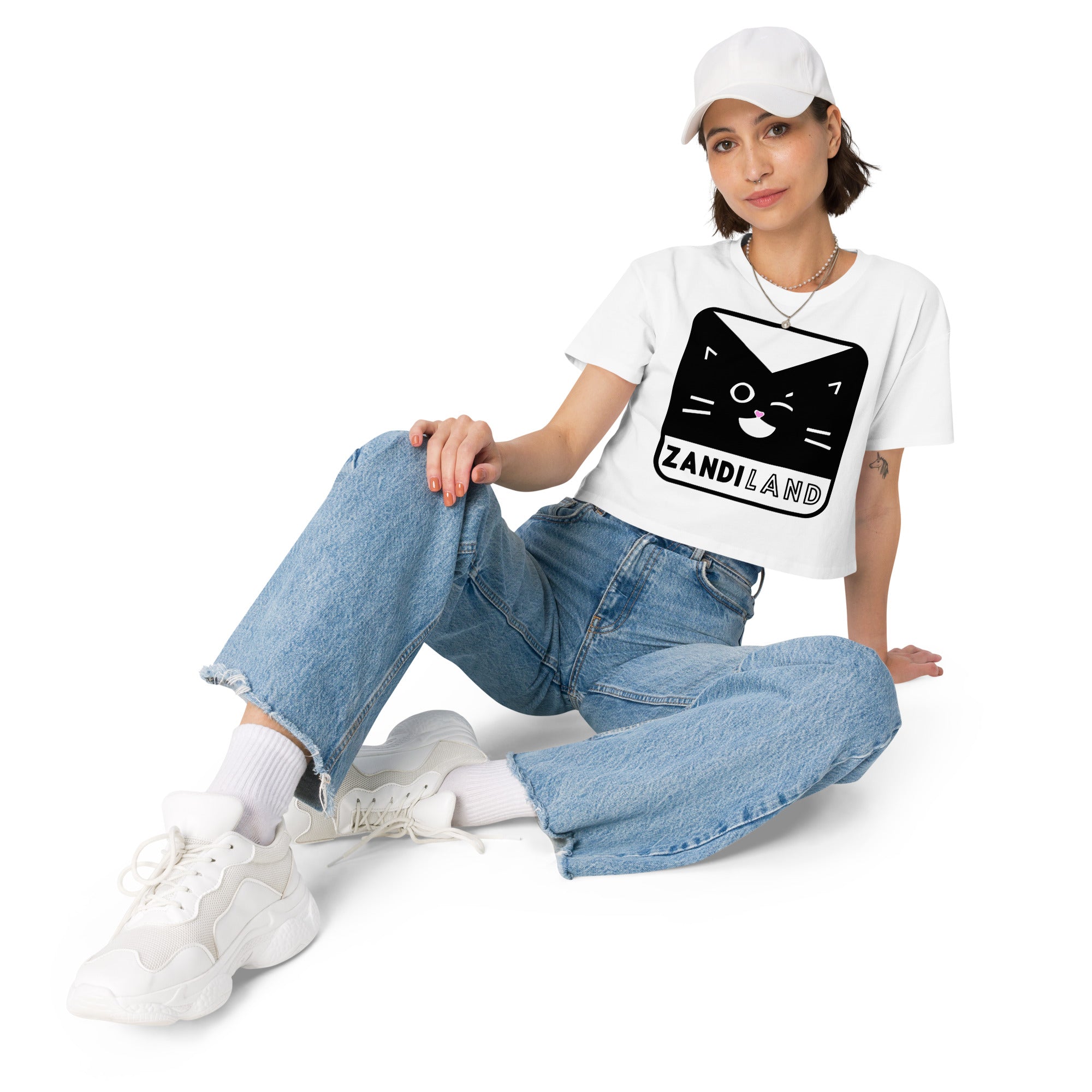 Zandi Land Kitty Crop